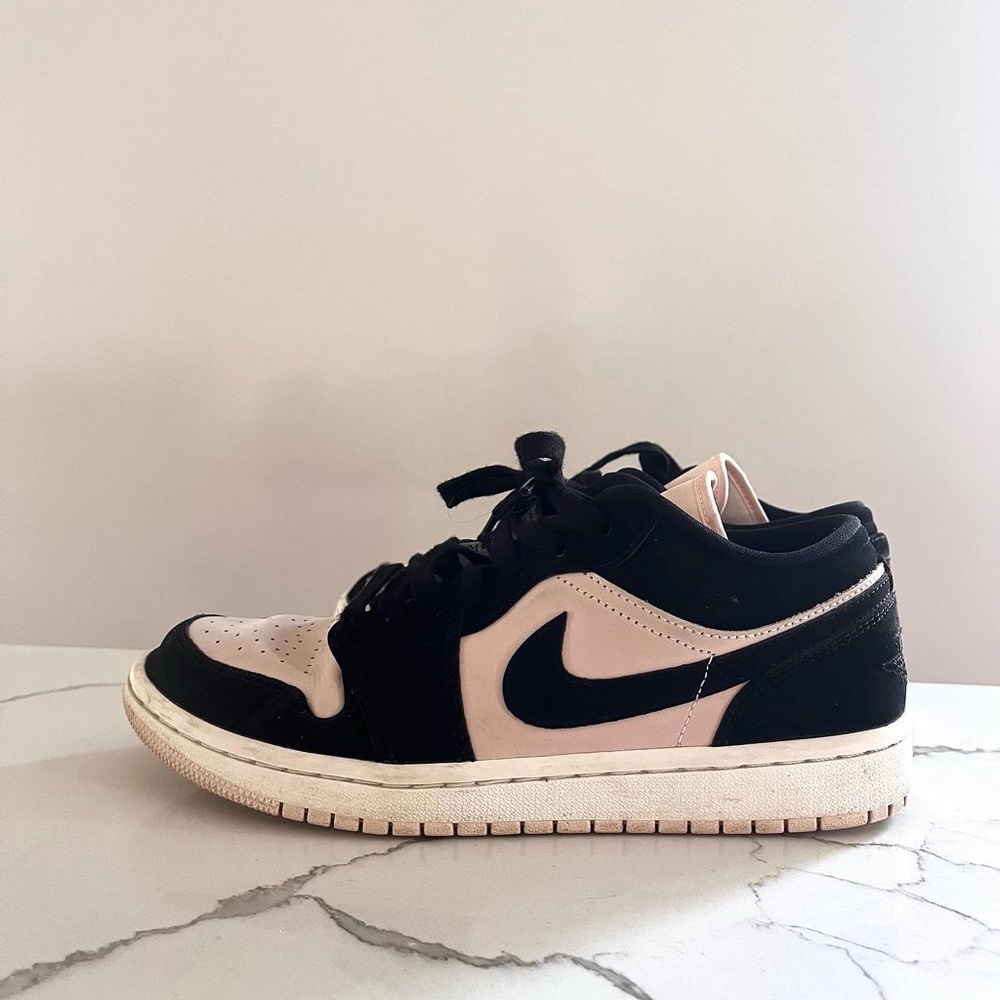 Air Jordan 1 lows